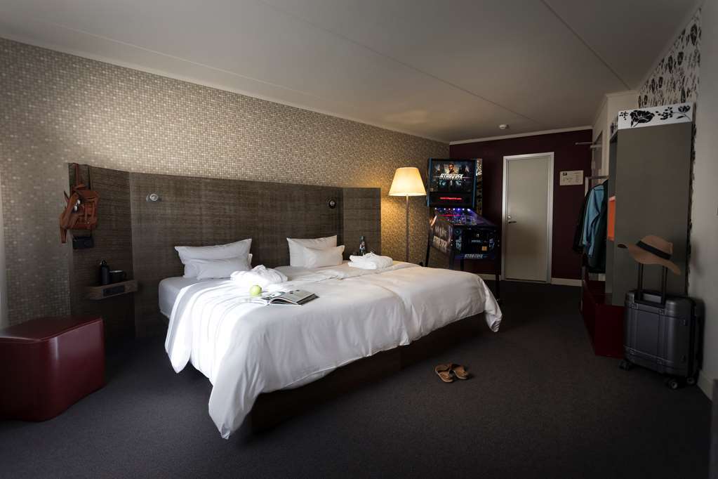 Courtyard By Marriott Berlin Teltow Hotell Rom bilde